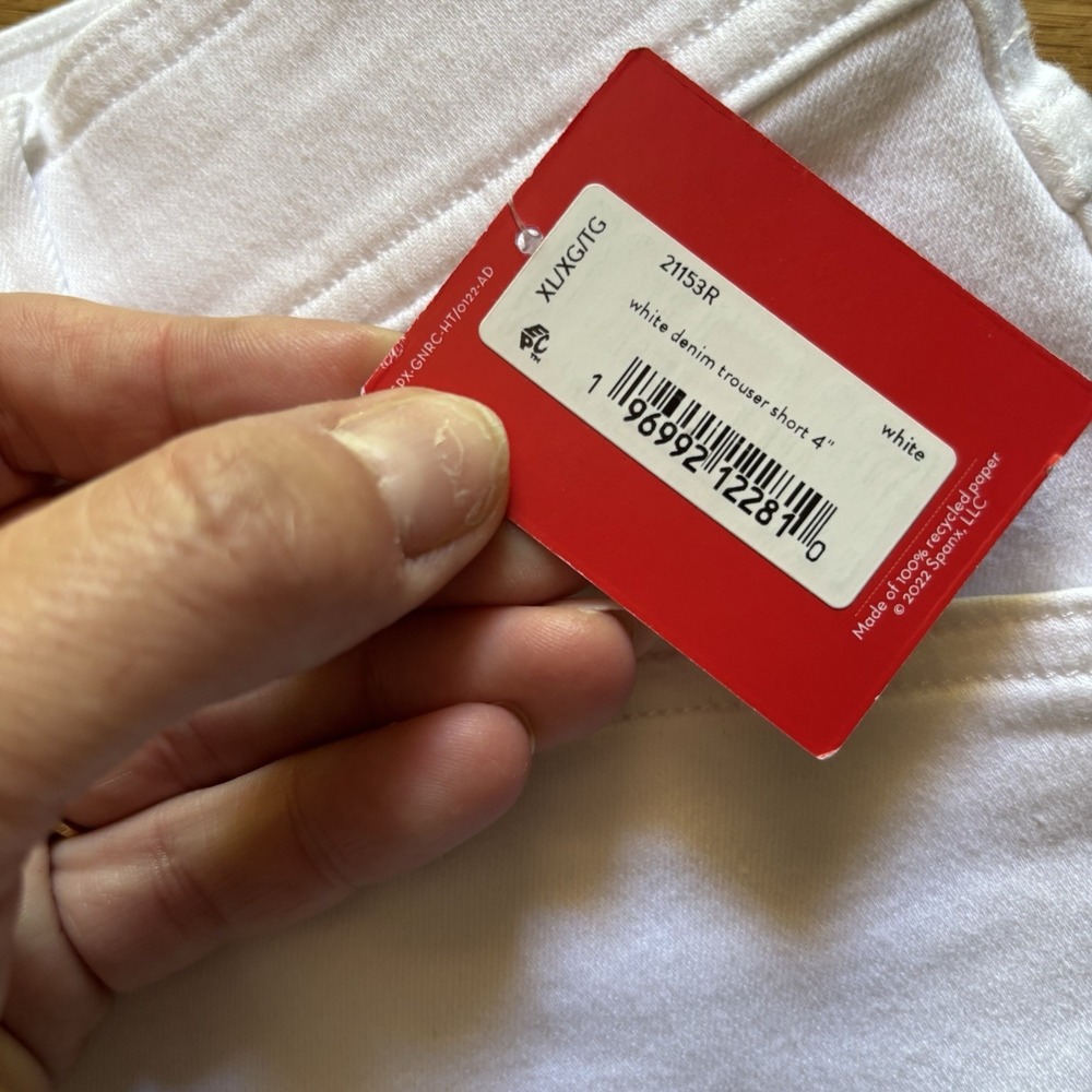 Spanx White Denim Trouser Shorts Women XL 4" Inseam Classic Stretch NWT Classic - Picture 7 of 9